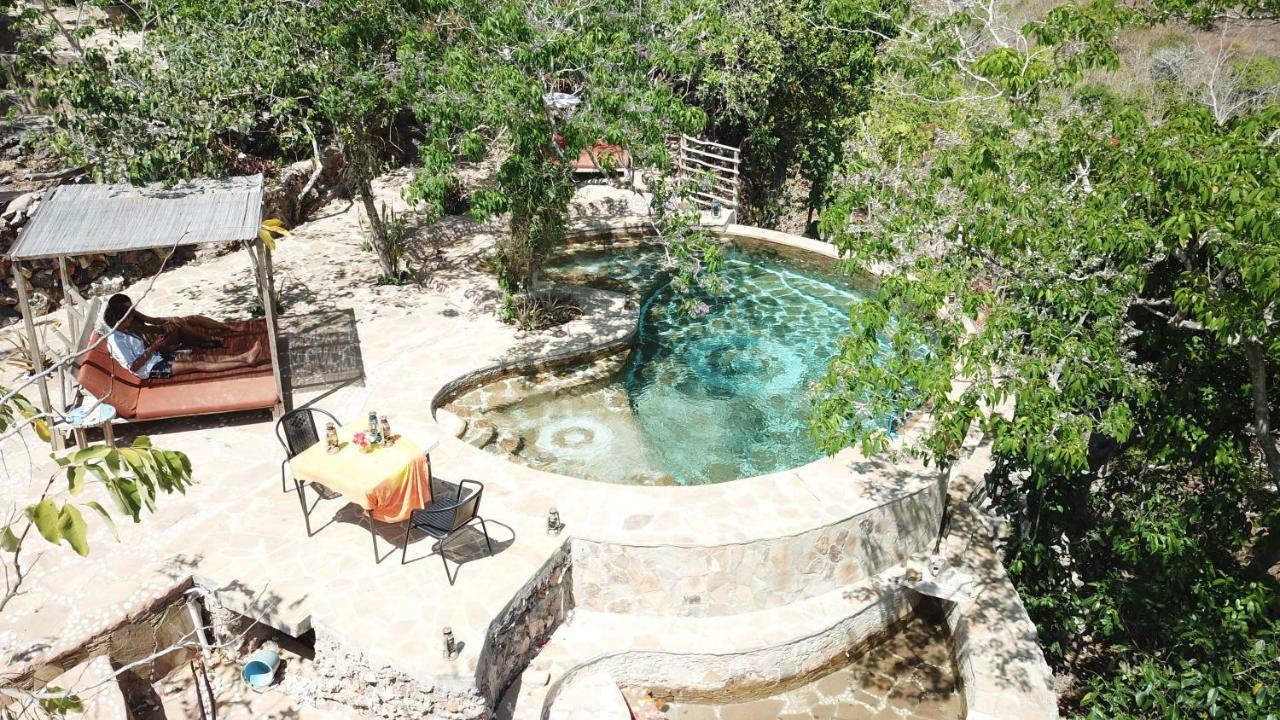 Utopia Rote Lodge ネンブララ エクステリア 写真